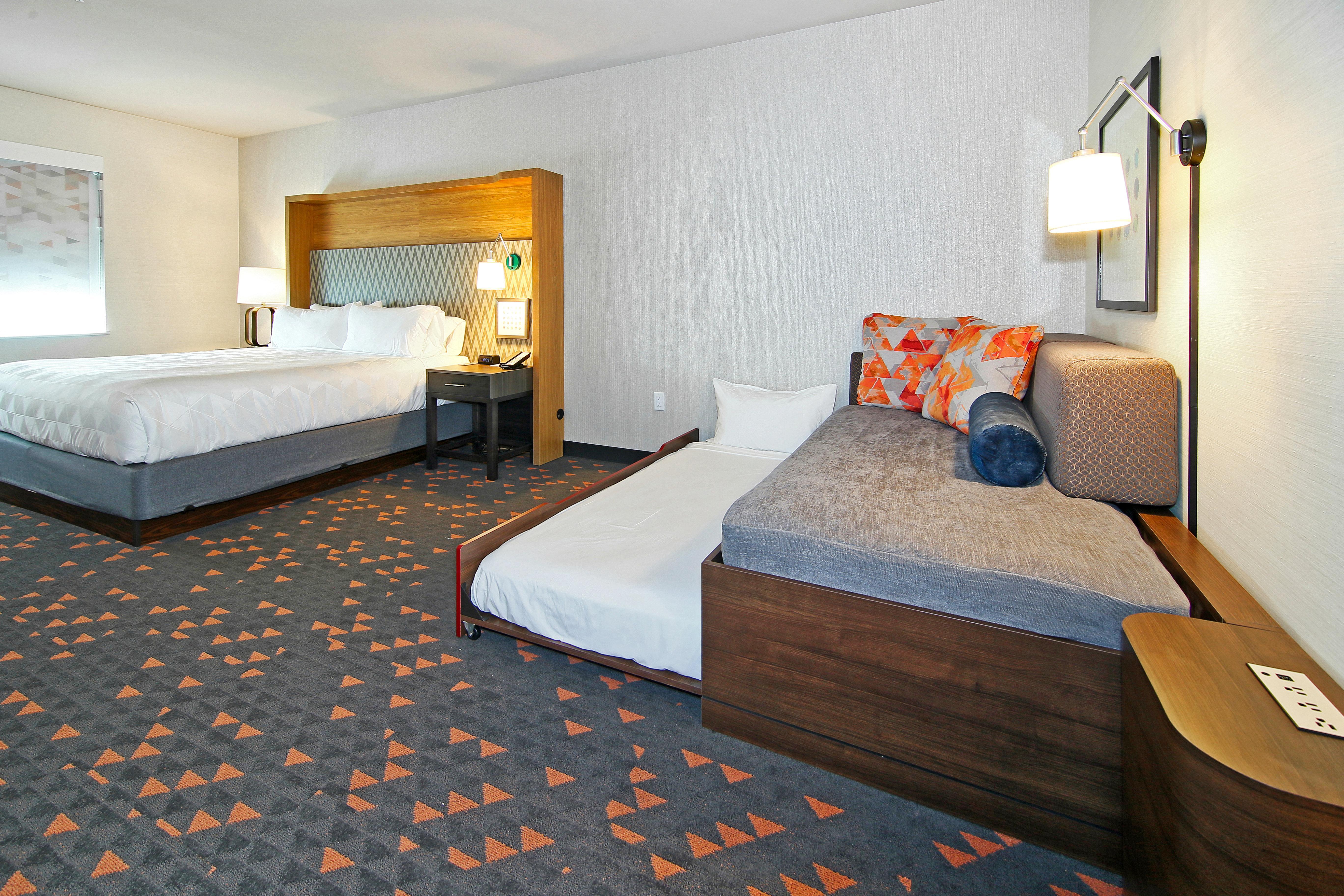 & - Airport North By Ihg Calgary