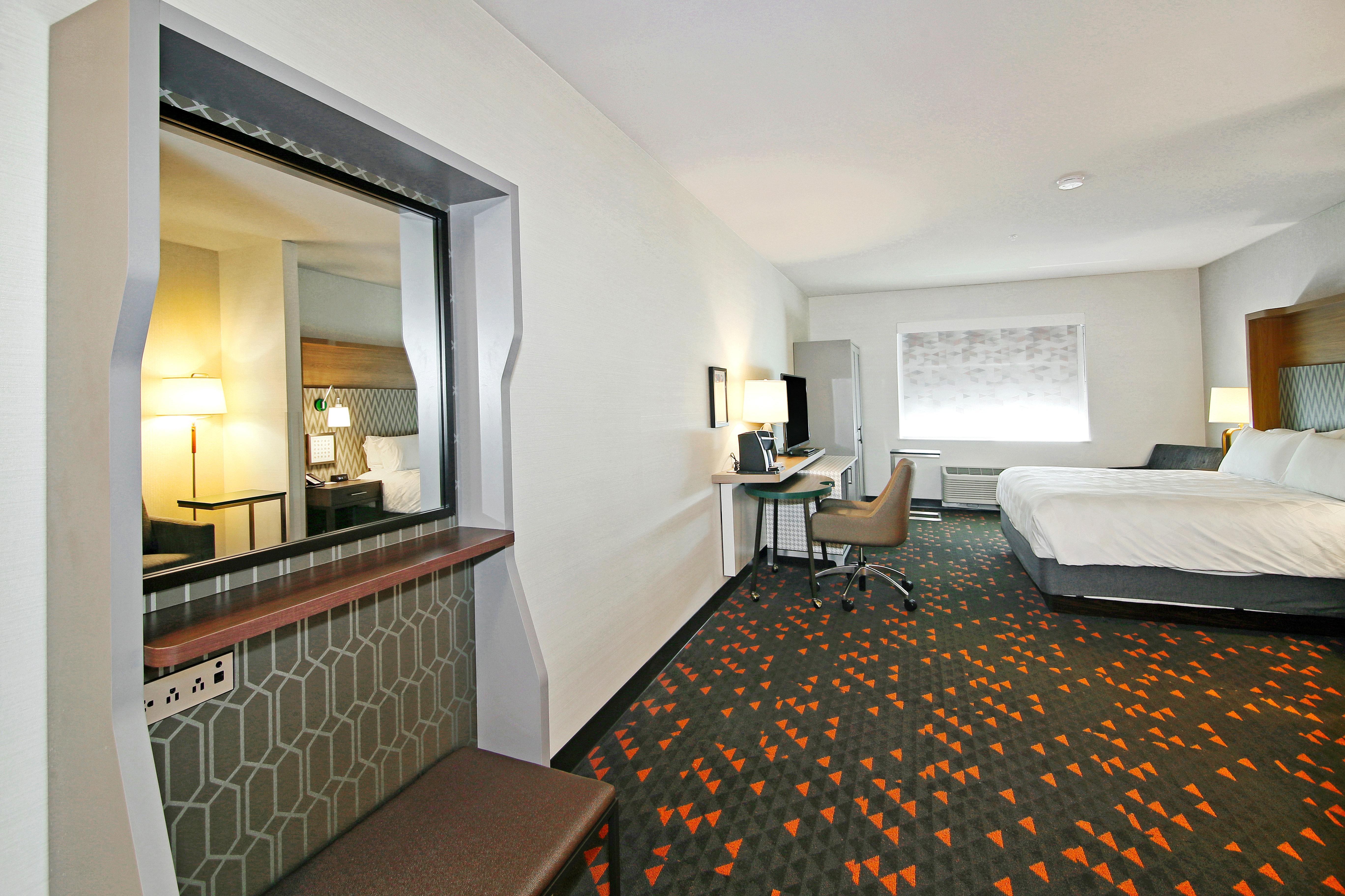 & - Airport North By Ihg Hotel Calgary