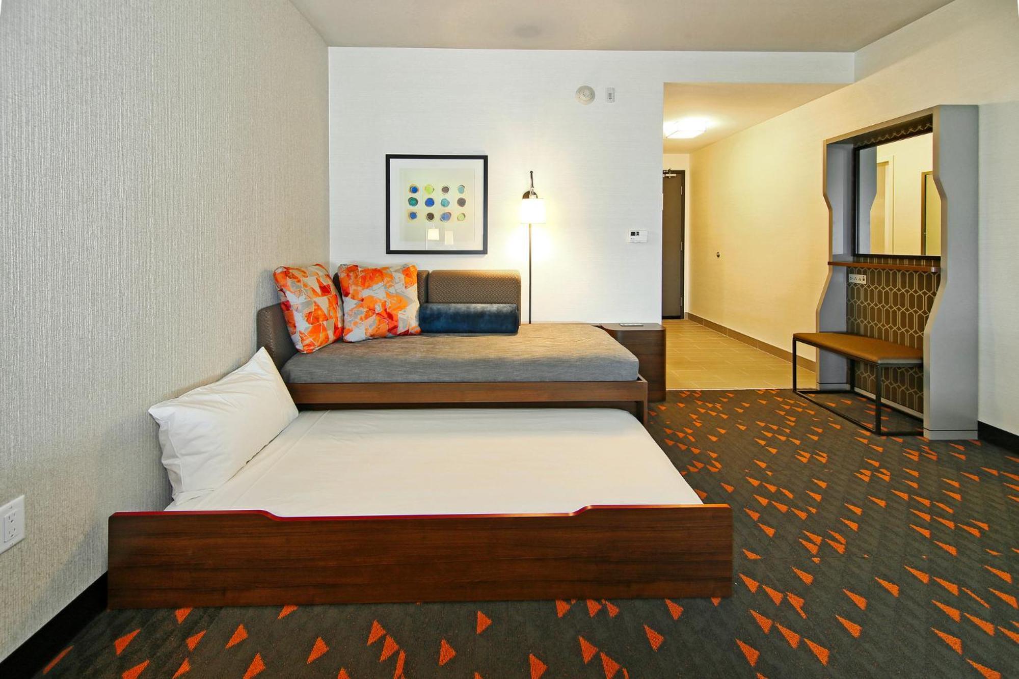 Hotel & - Airport North By Ihg