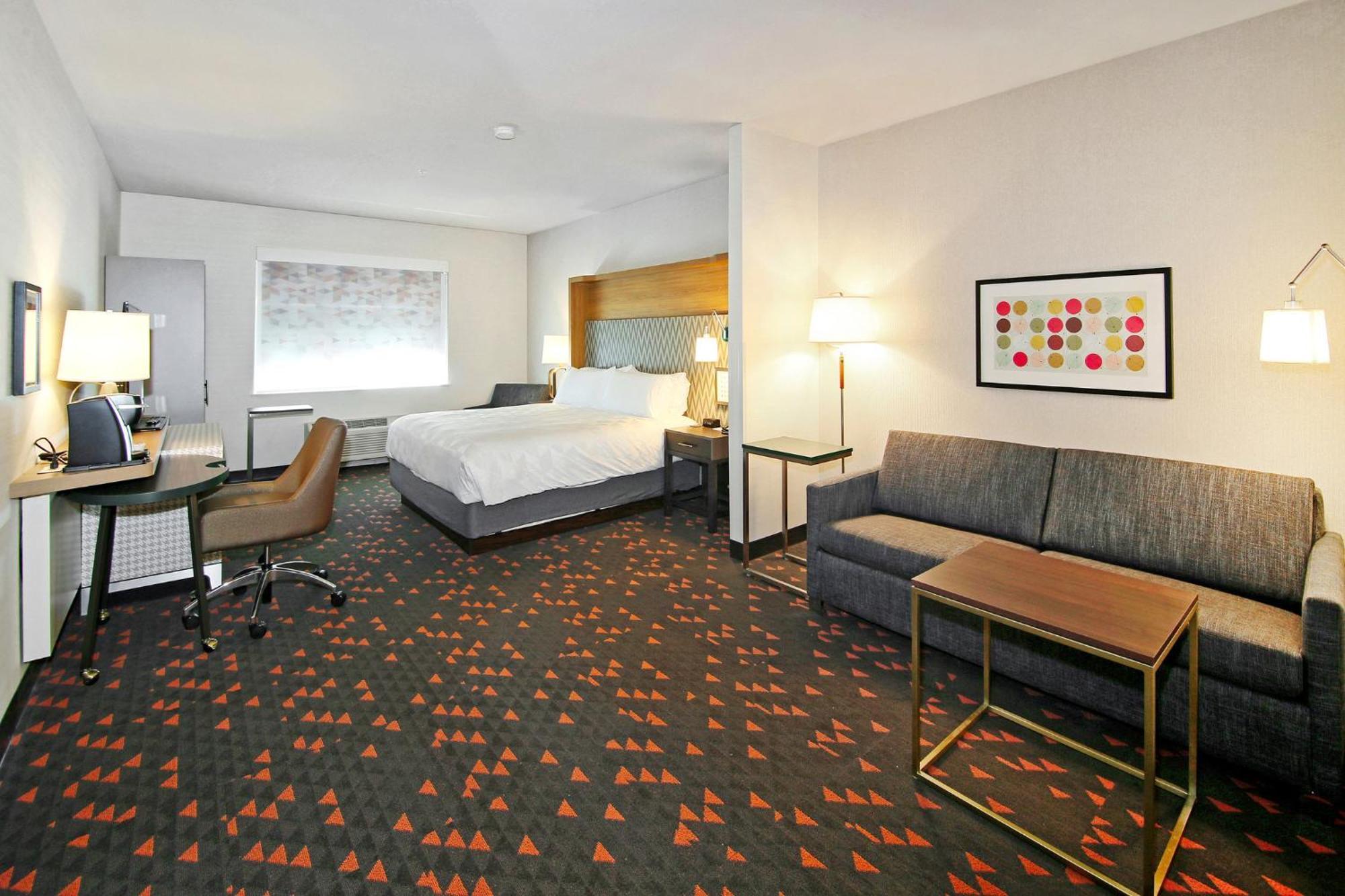 & - Airport North By Ihg Hotel