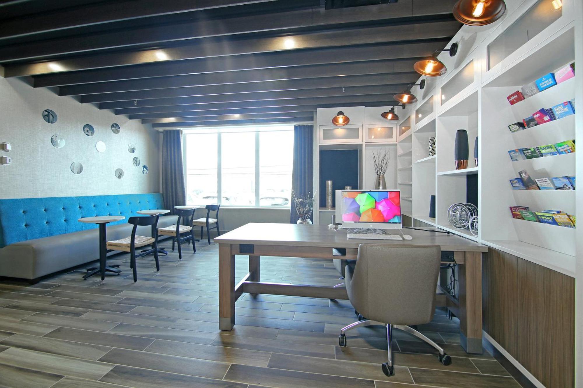 & - Airport North By Ihg 3* Calgary